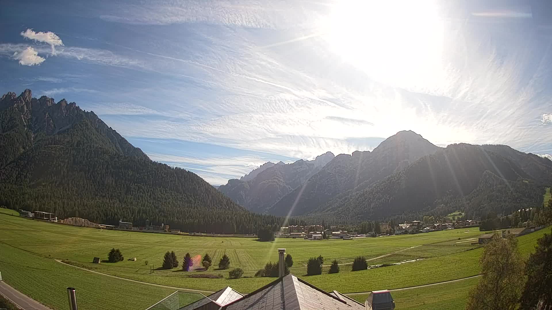 Webcam Toblach Dolomites – View from Hotel Rosengarten