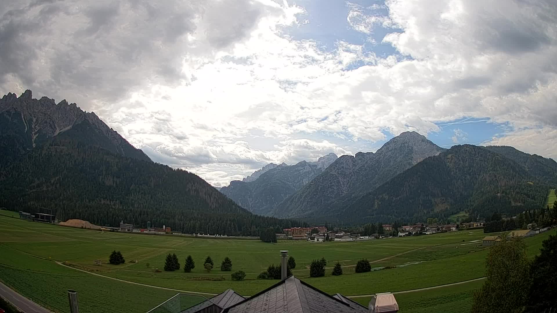 Webcam Toblach Dolomites – Vue depuis l’Hôtel Rosengarten