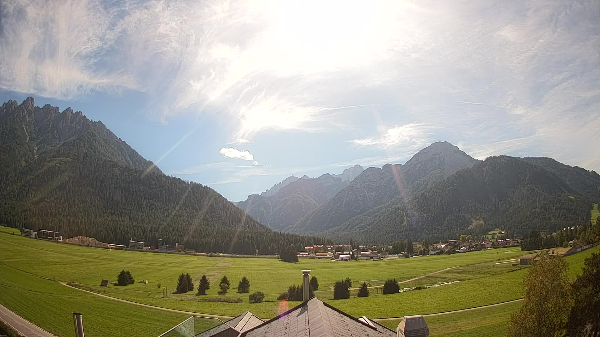 Webcam Toblach Dolomites – View from Hotel Rosengarten