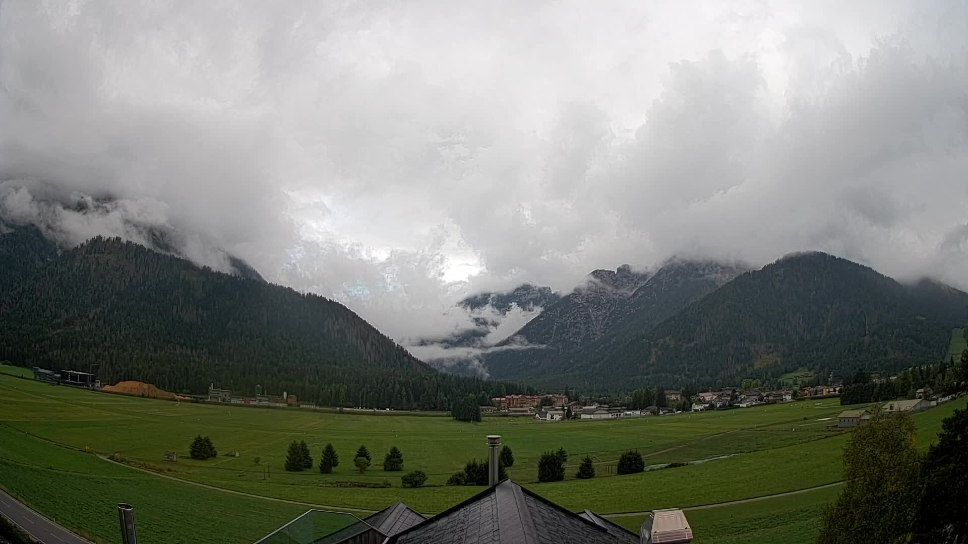 Webcam Dobbiaco Dolomiti – Vista dall’Hotel Rosengarten