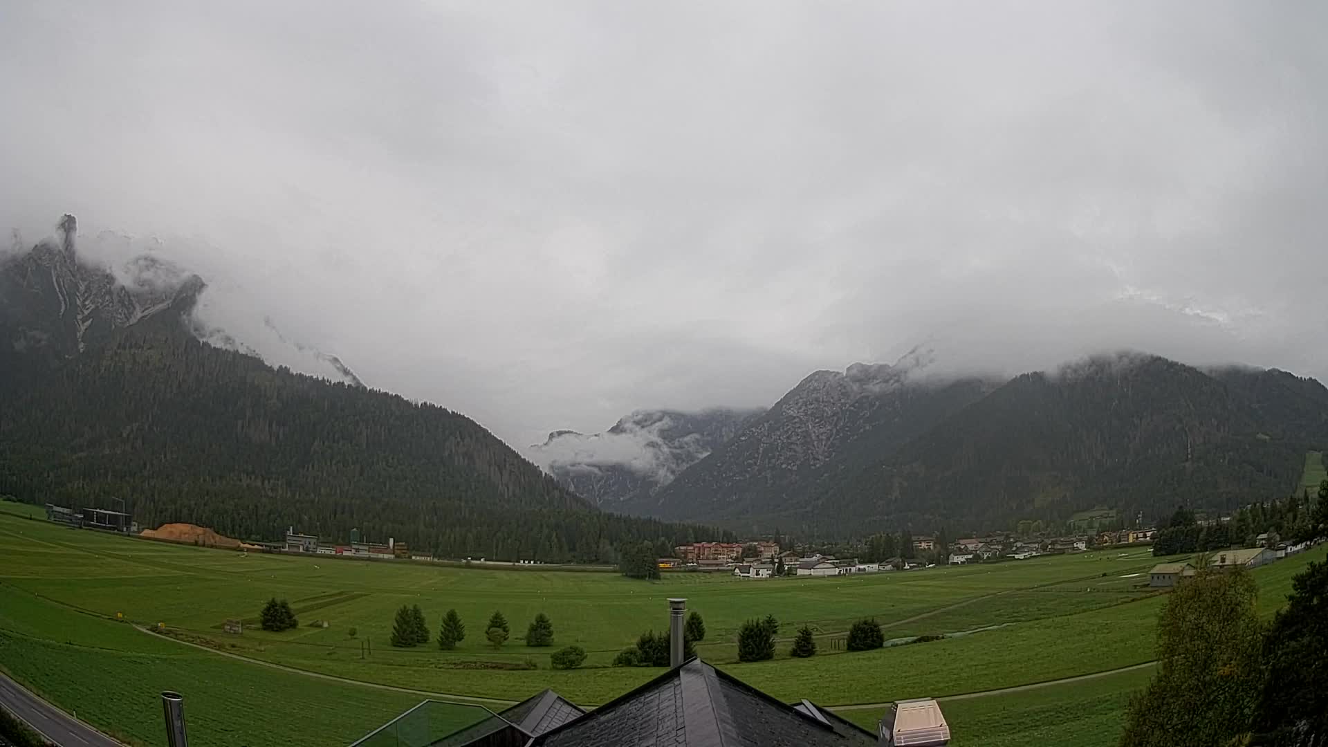 Webcam Dobbiaco Dolomiti – Vista dall’Hotel Rosengarten