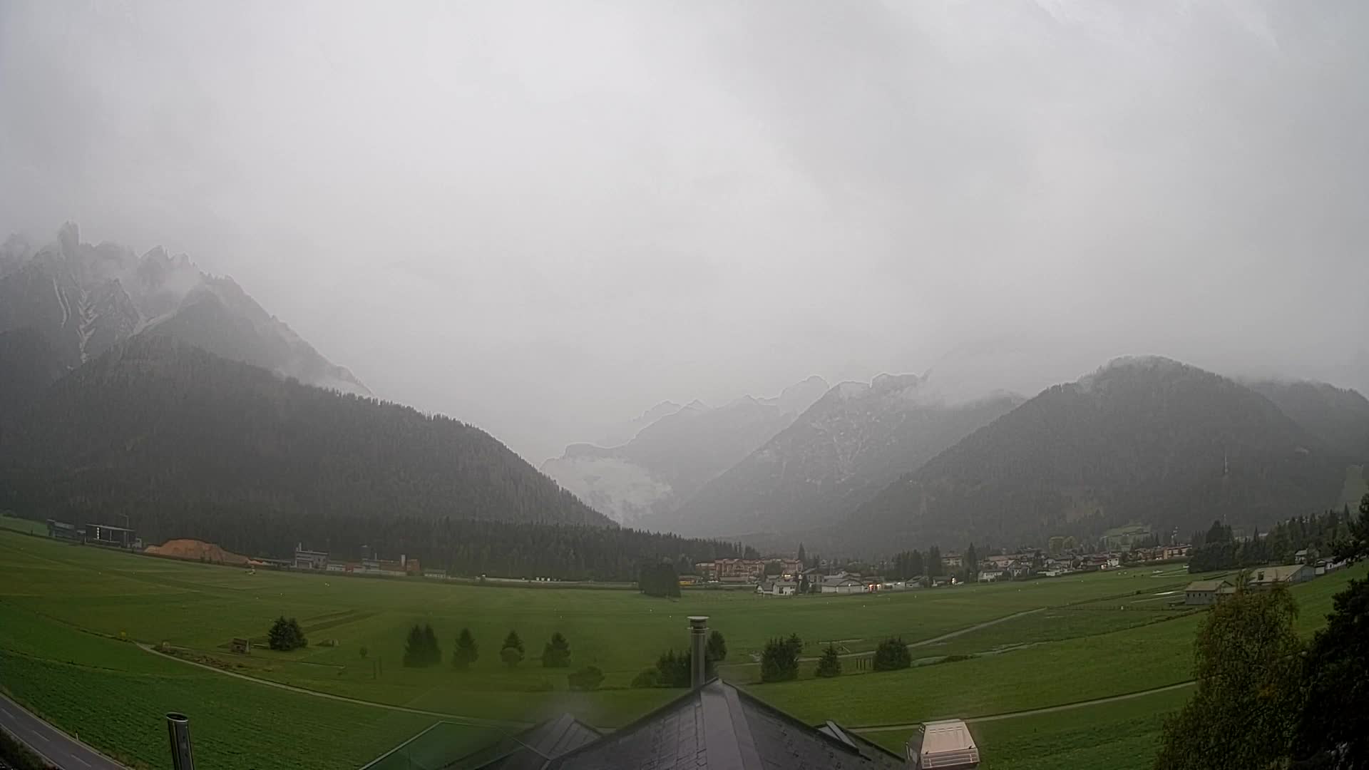 Webcam Toblach Dolomites – View from Hotel Rosengarten