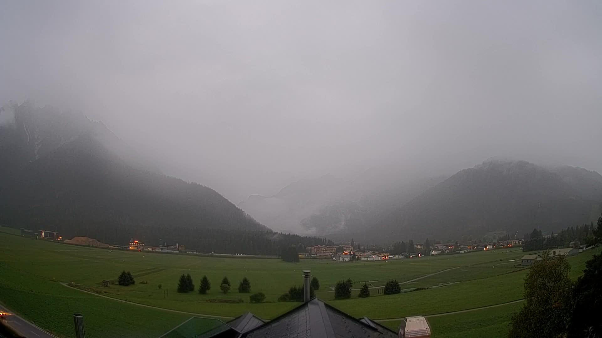 Webcam Toblach Dolomites – View from Hotel Rosengarten