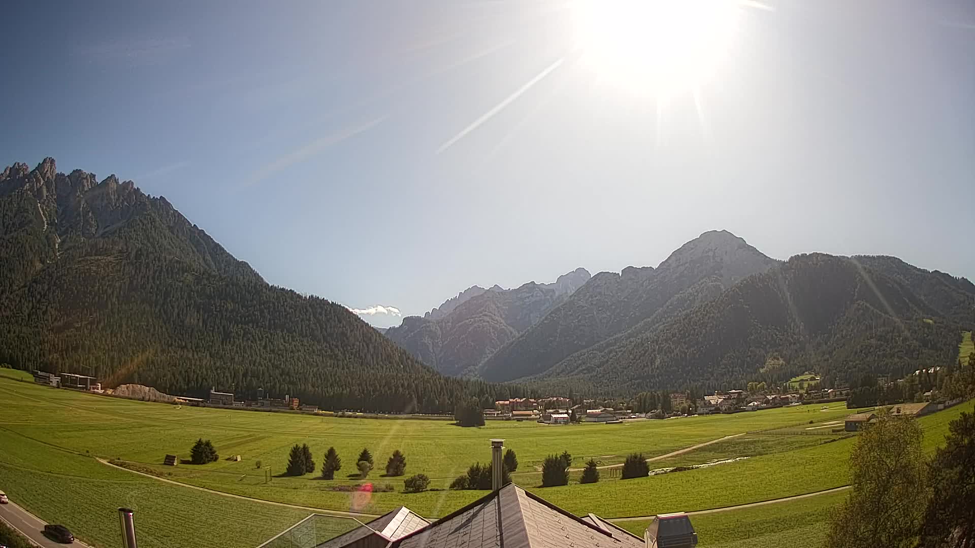 Webcam Toblach Dolomites – View from Hotel Rosengarten