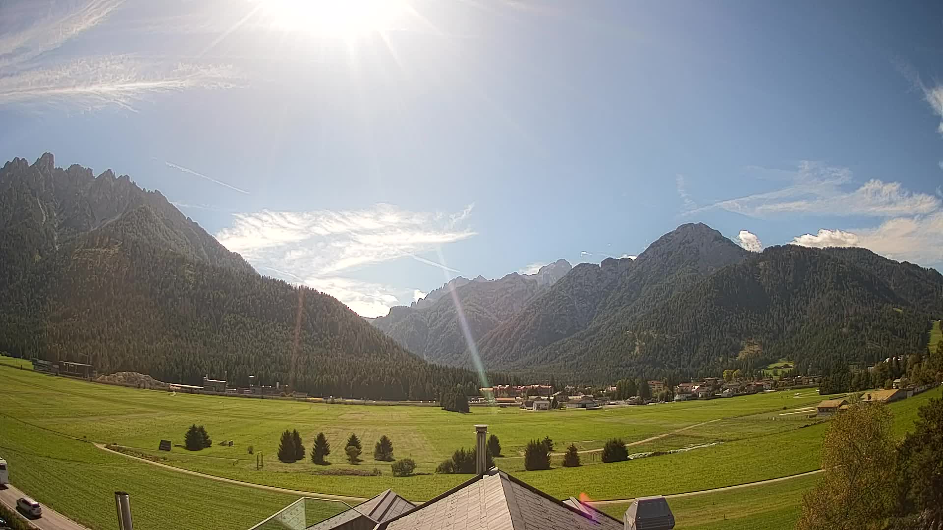 Web kamera Toblach Dolomiti – Pogled s Hotela Rosengarten
