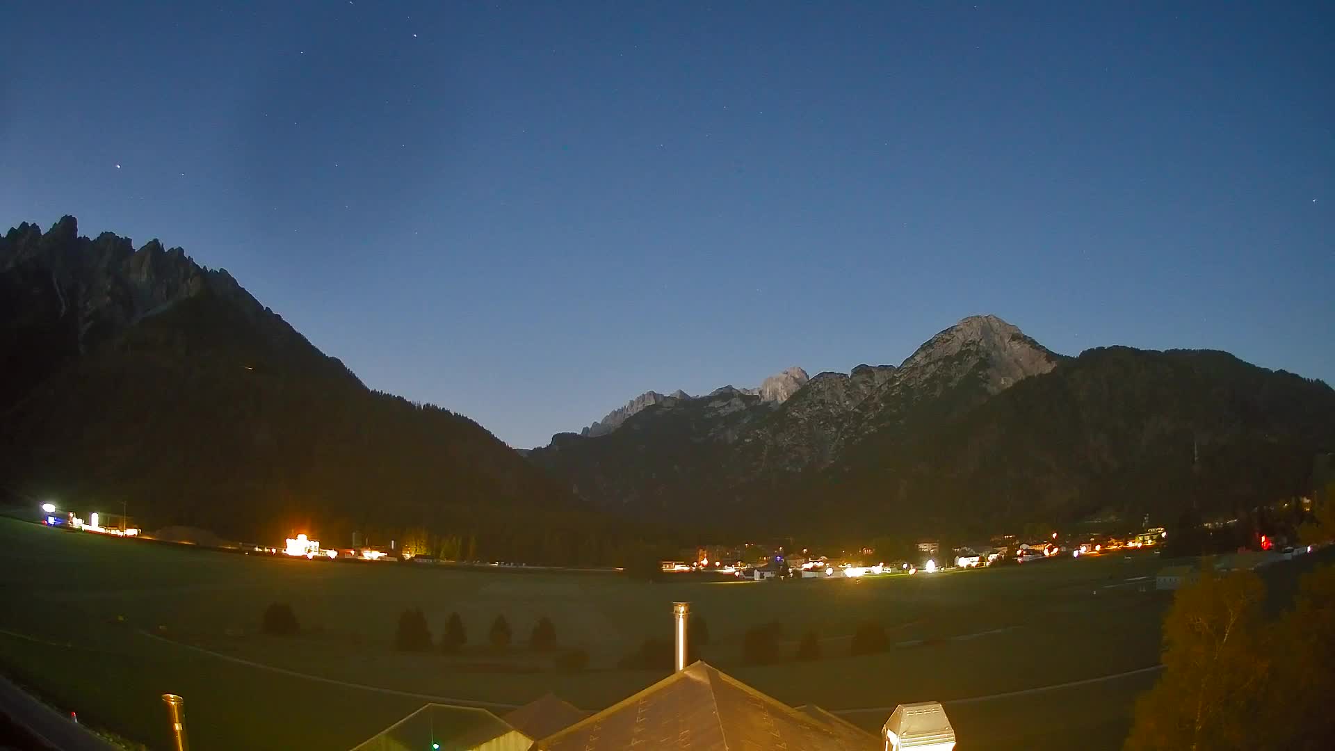 Webcam Toblach Dolomites – View from Hotel Rosengarten
