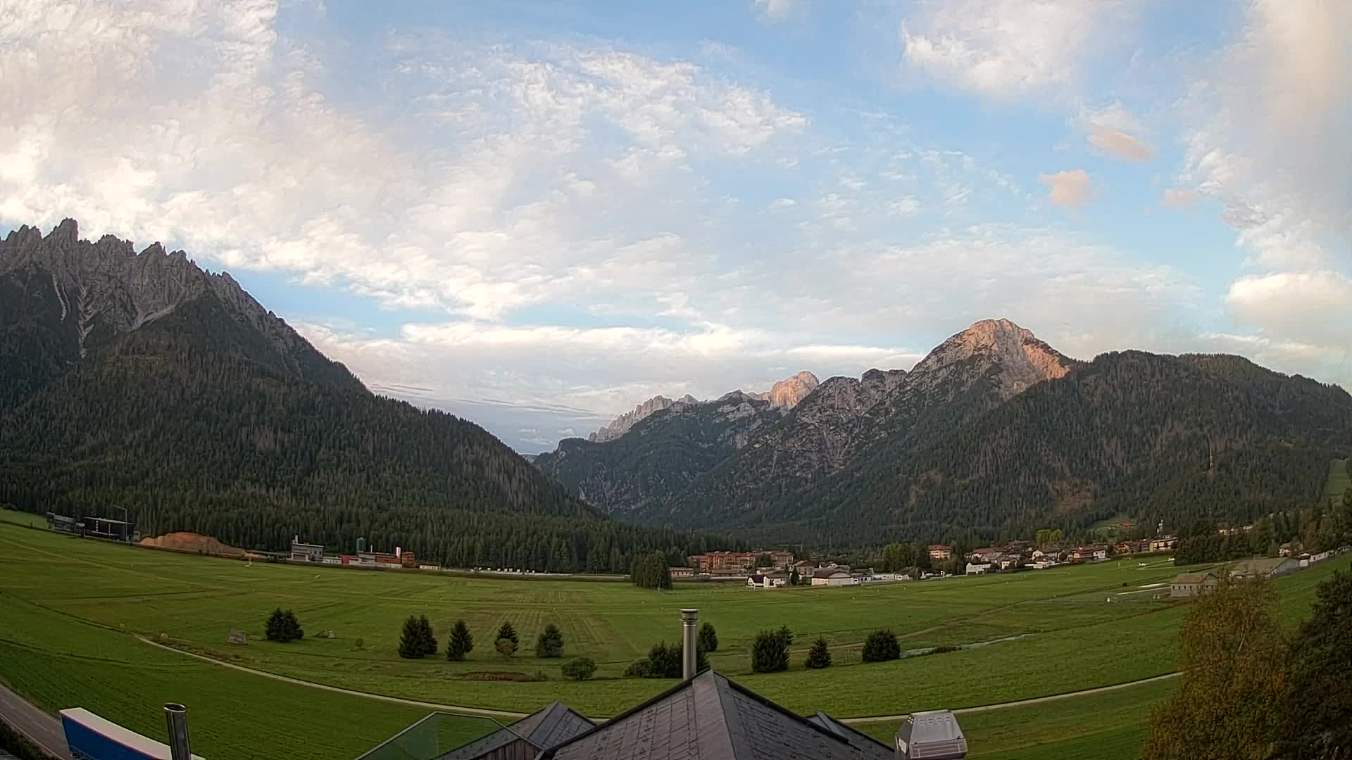 Webcam Dobbiaco Dolomiti – Vista dall’Hotel Rosengarten
