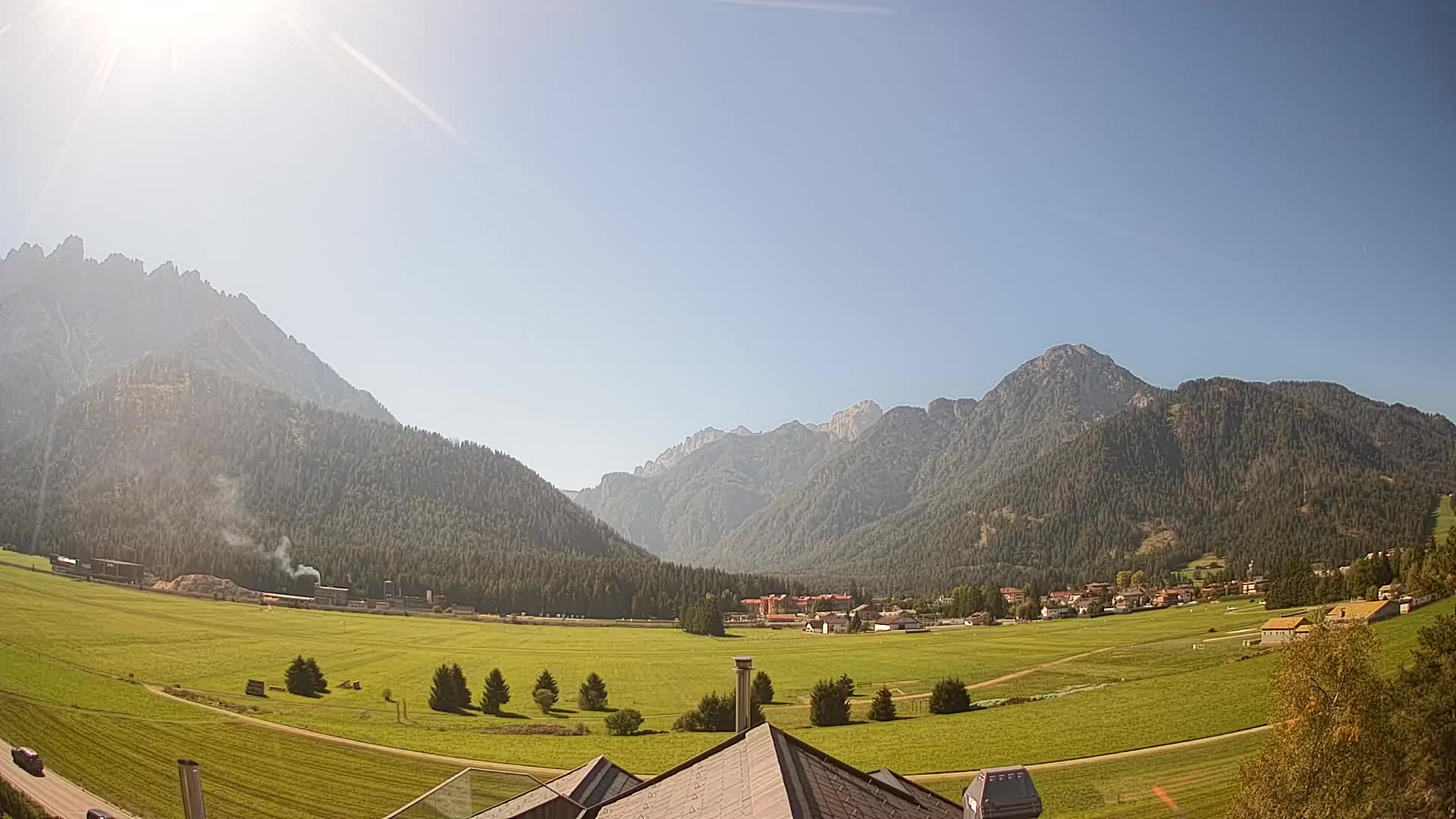 Web kamera Toblach Dolomiti – Pogled s Hotela Rosengarten