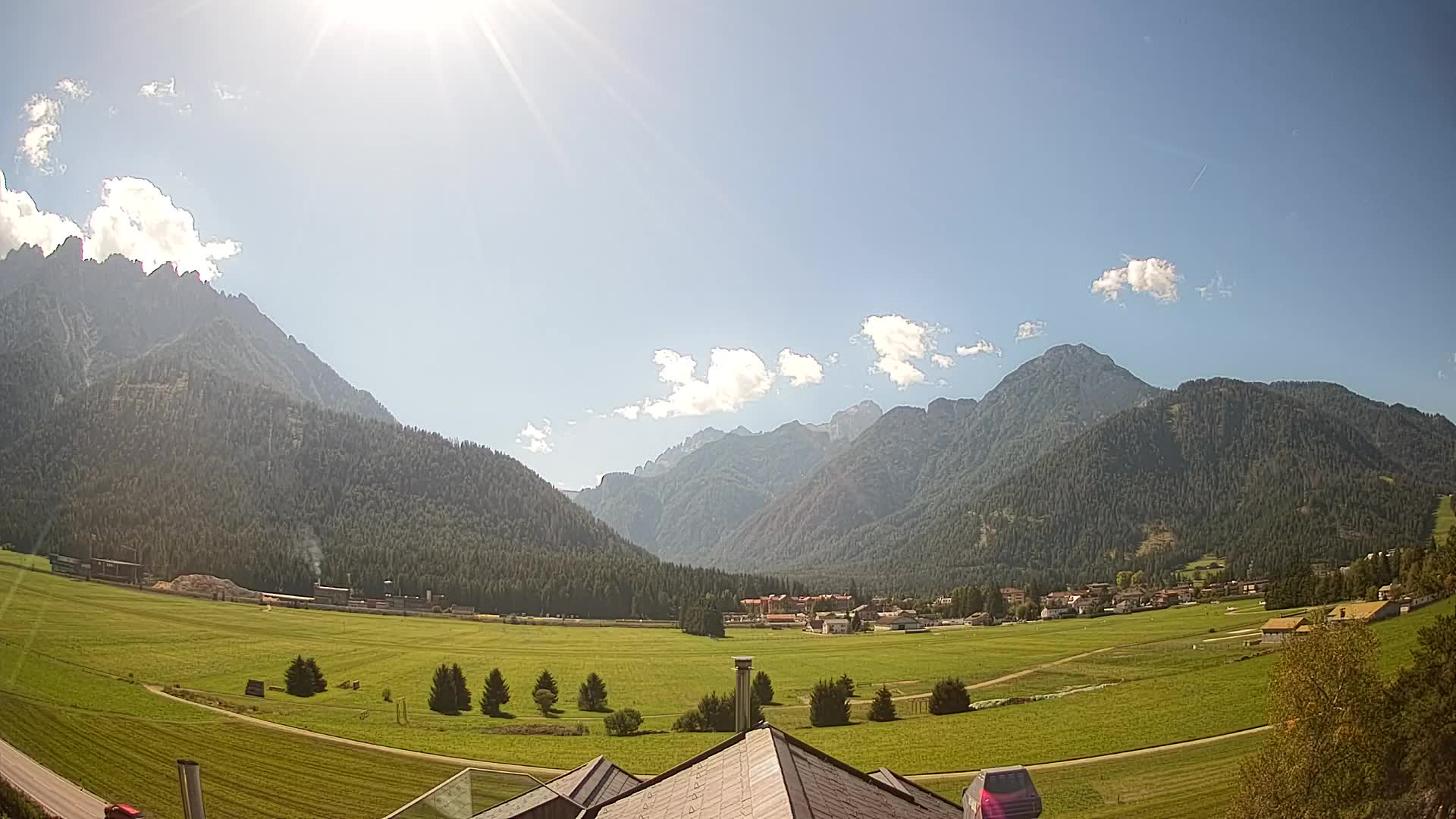 Webcam Toblach Dolomites – View from Hotel Rosengarten