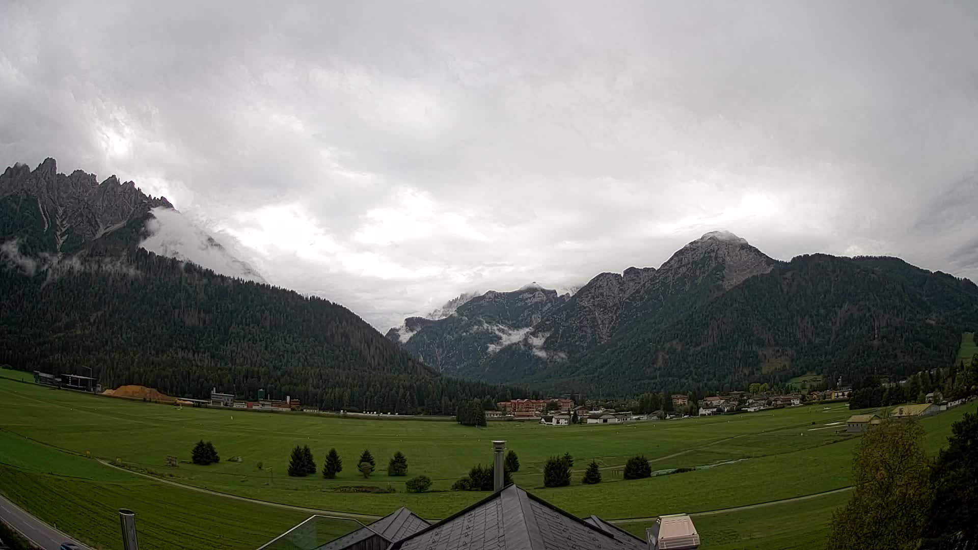Webcam Dobbiaco Dolomiti – Vista dall’Hotel Rosengarten