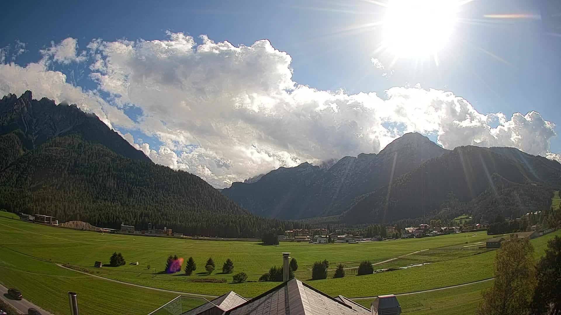 Webcam Toblach Dolomites – View from Hotel Rosengarten