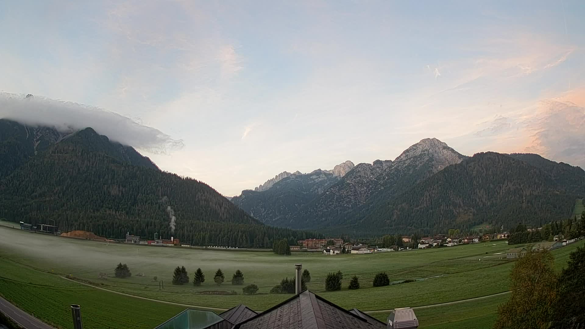 Webcam Toblach Dolomites – View from Hotel Rosengarten