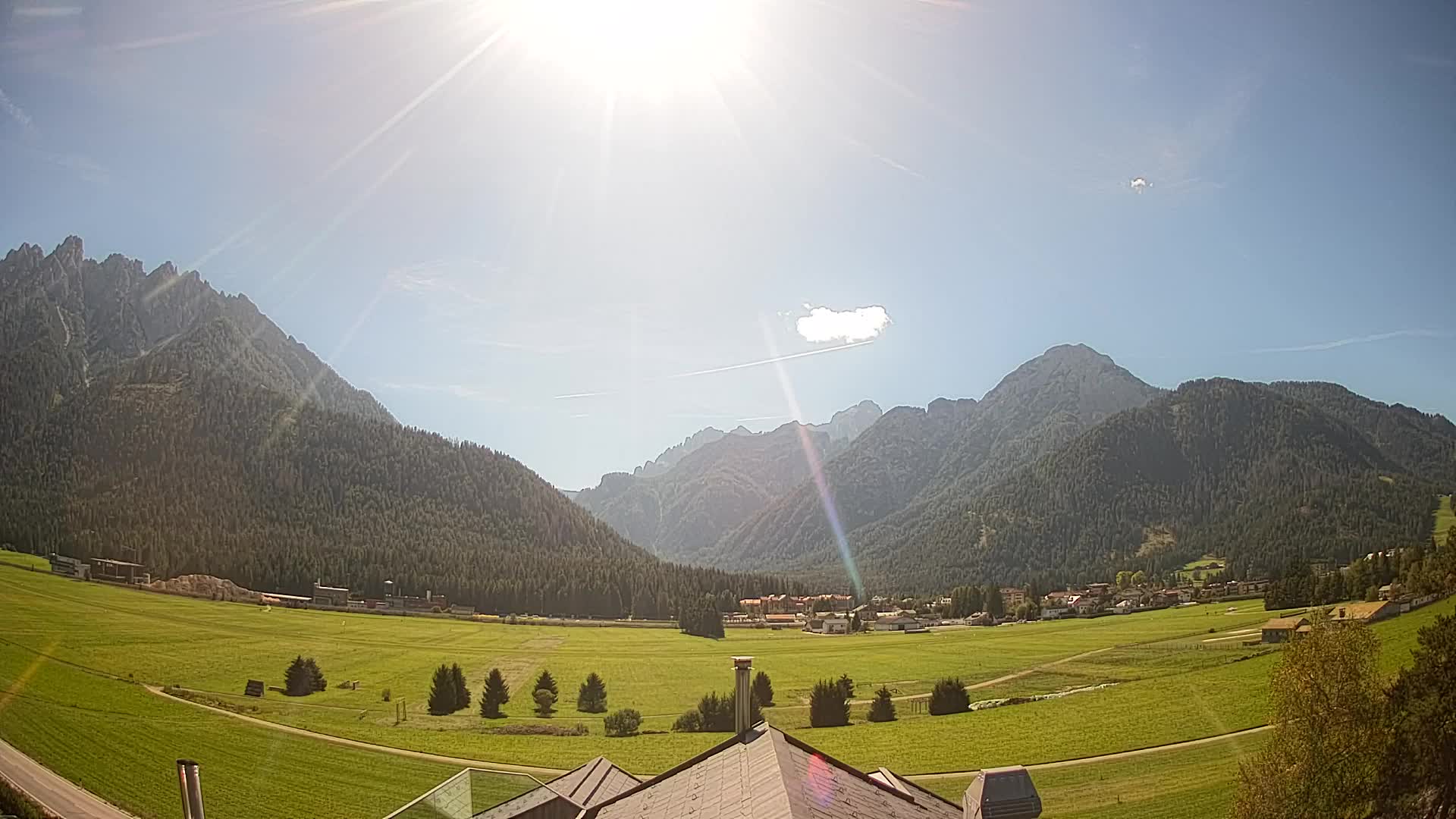 Webcam Toblach Dolomites – View from Hotel Rosengarten