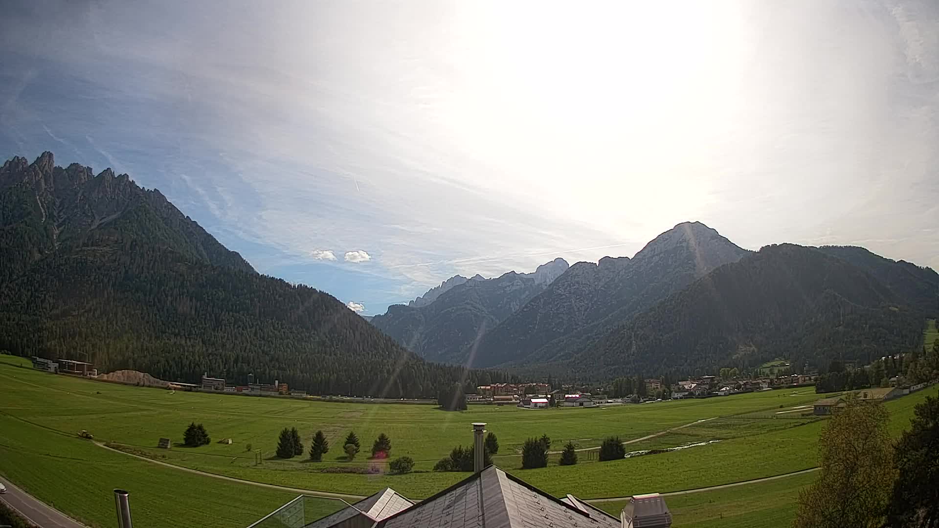 Webcam Toblach Dolomites – View from Hotel Rosengarten