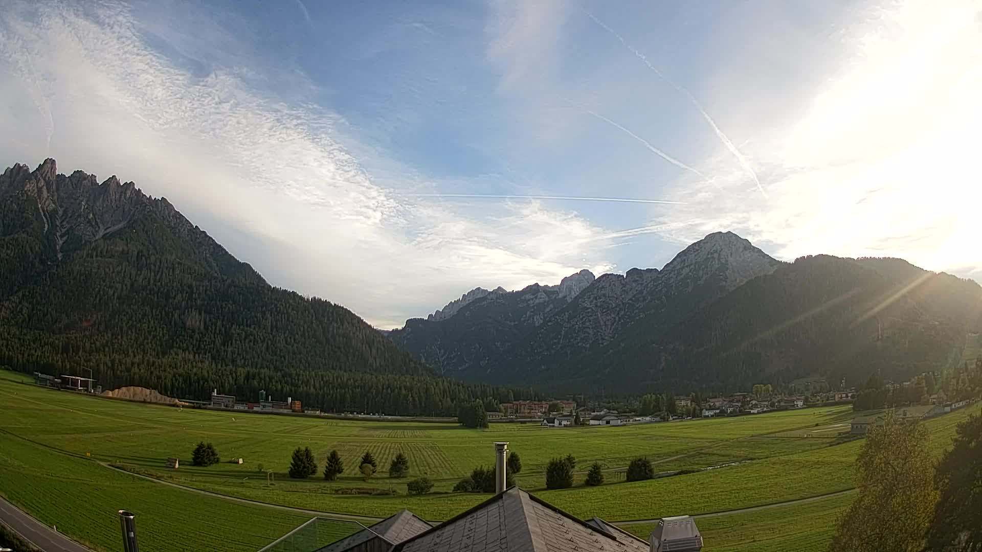 Webcam Toblach Dolomites – View from Hotel Rosengarten