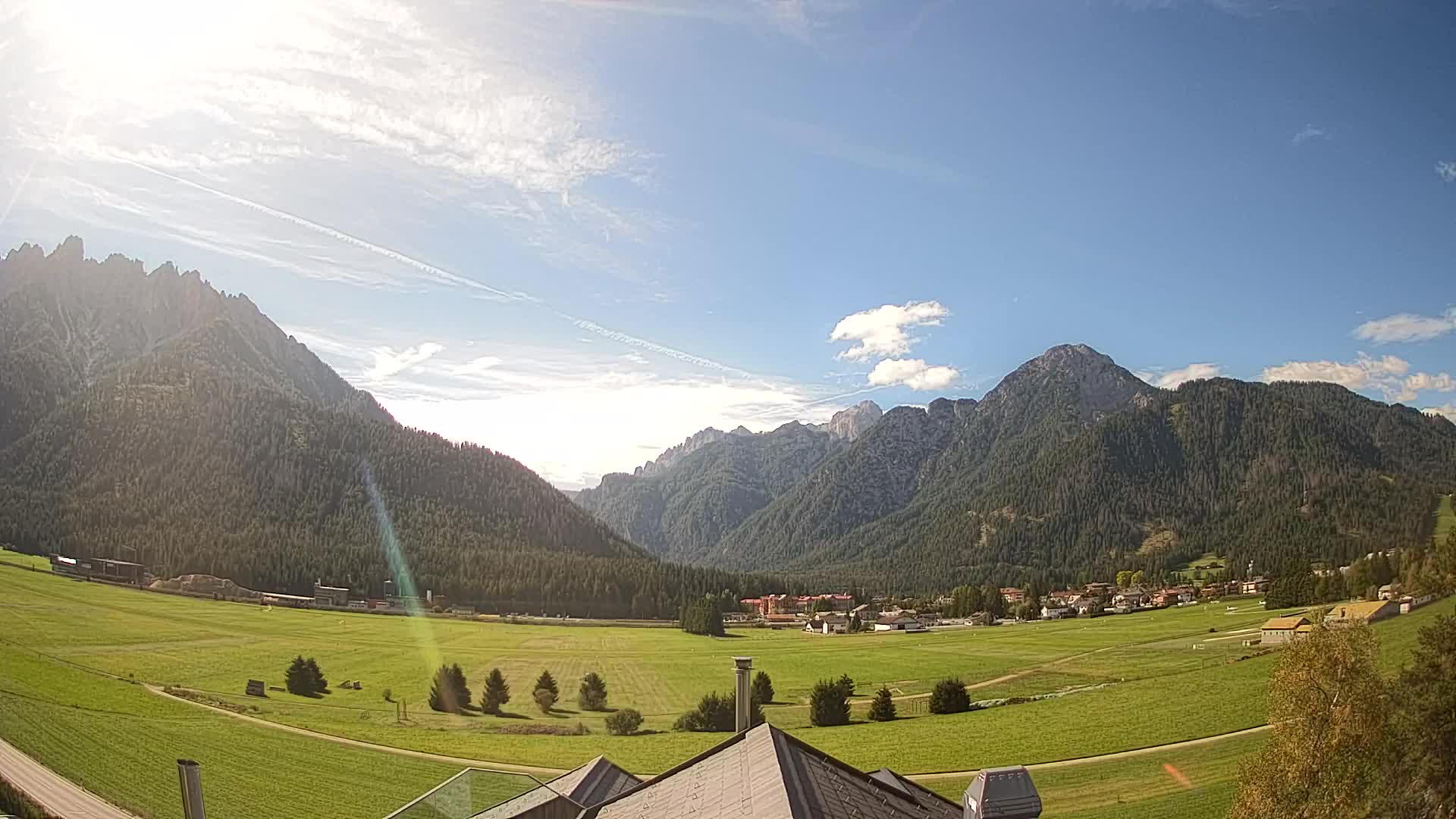 Webcam Toblach Dolomites – View from Hotel Rosengarten