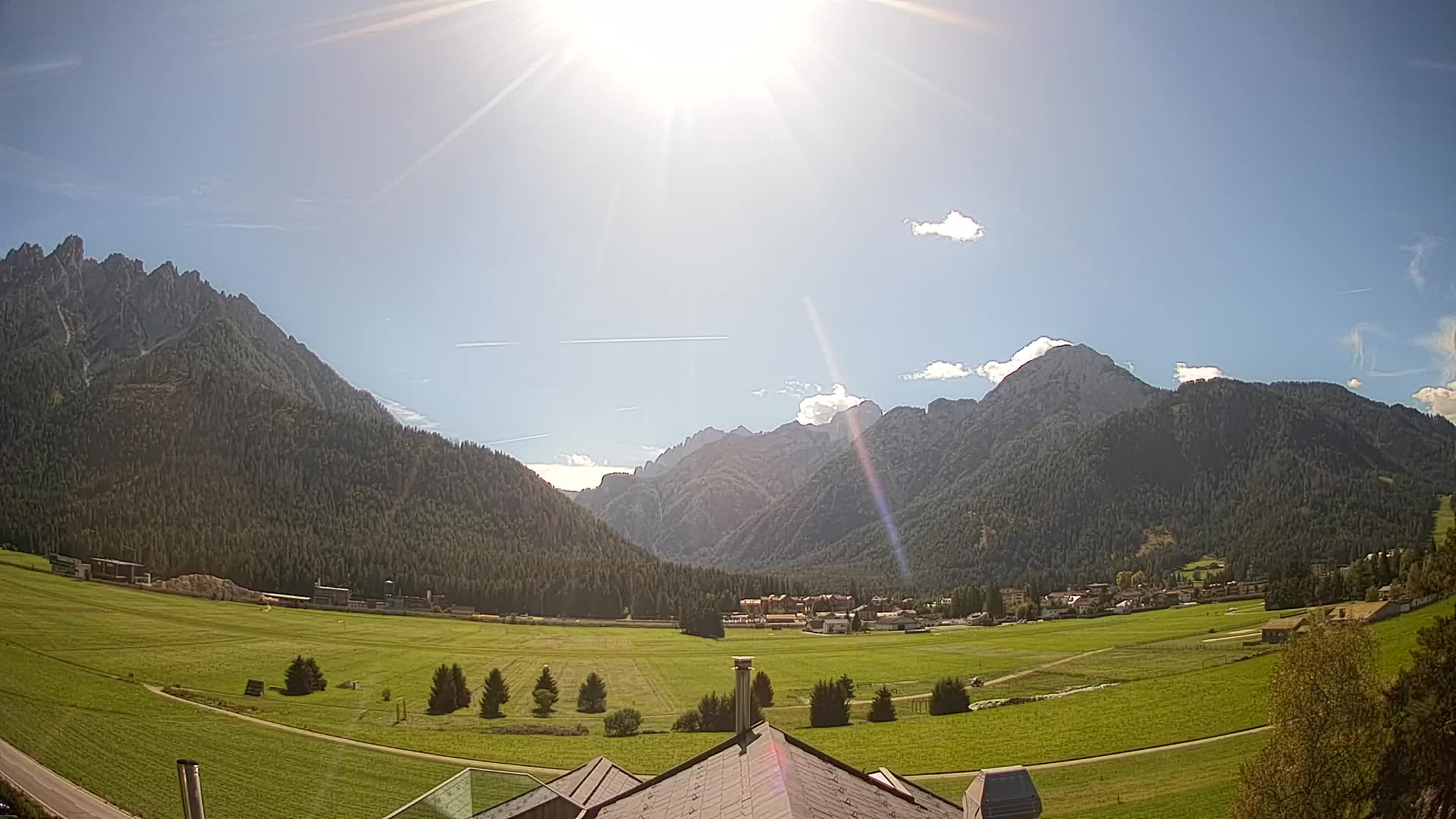 Webcam Toblach Dolomites – View from Hotel Rosengarten