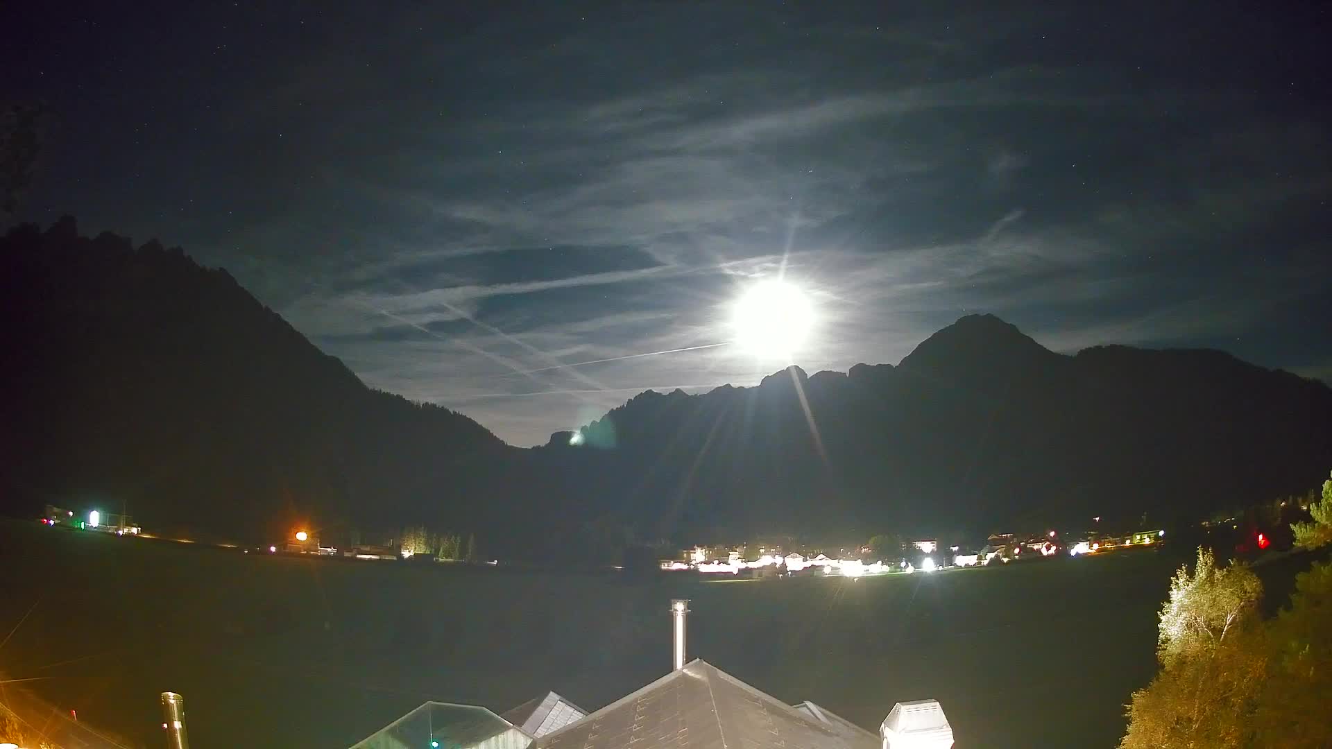 Webcam Toblach Dolomites – View from Hotel Rosengarten