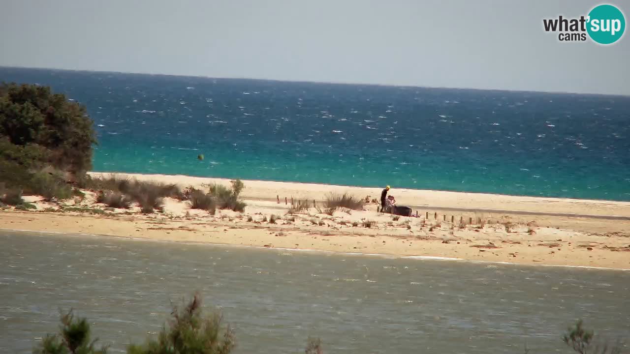 Spletna kamera Chia – Pogled v živo na plažo Su Giudeu