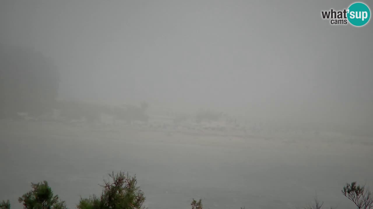 Spletna kamera Chia – Pogled v živo na plažo Su Giudeu