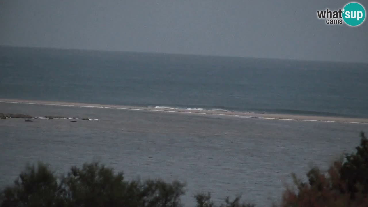 Spletna kamera Chia – Pogled v živo na plažo Su Giudeu