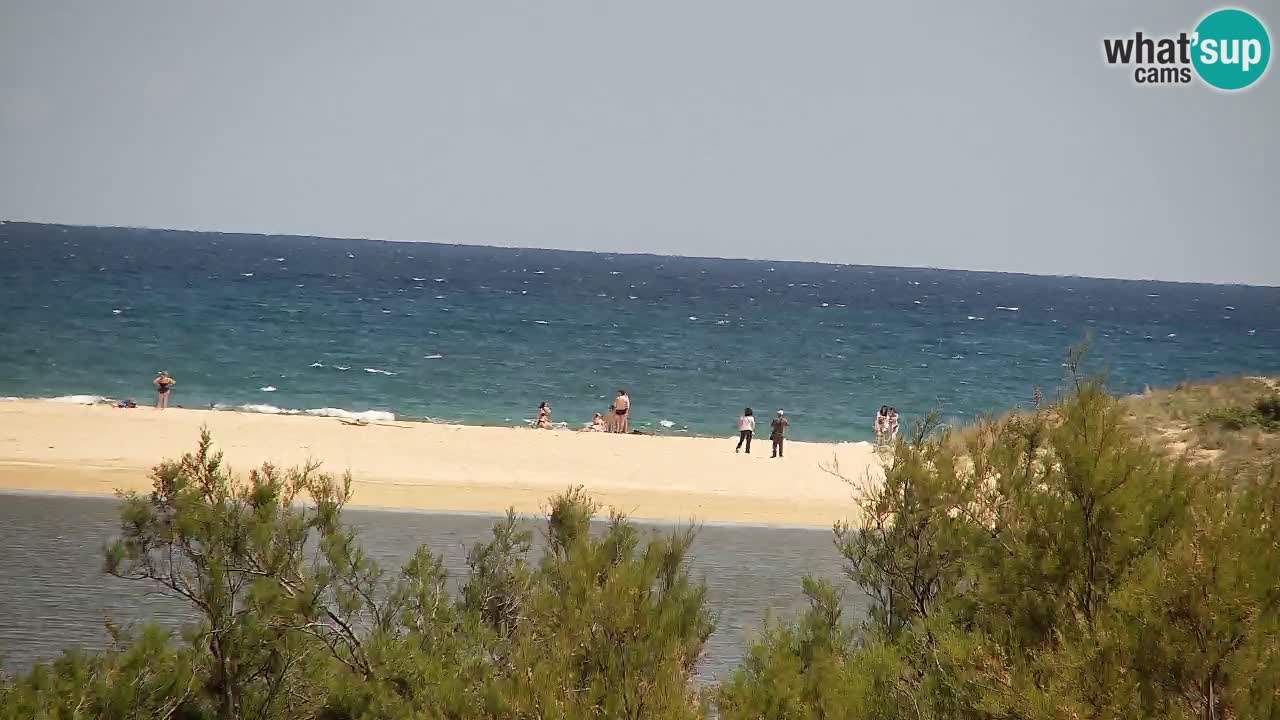 Spletna kamera Chia – Pogled v živo na plažo Su Giudeu