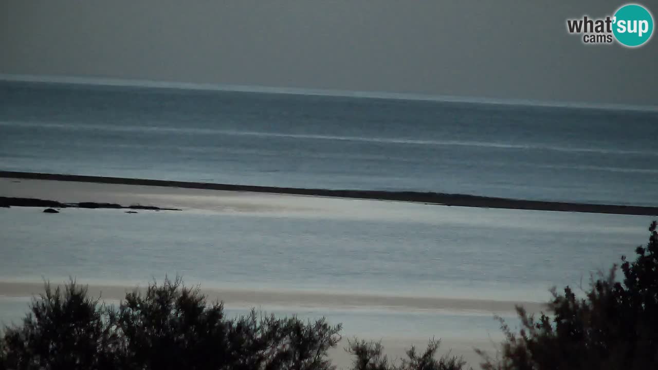 Spletna kamera Chia – Pogled v živo na plažo Su Giudeu