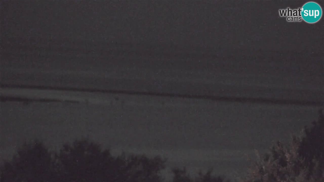 Spletna kamera Chia – Pogled v živo na plažo Su Giudeu