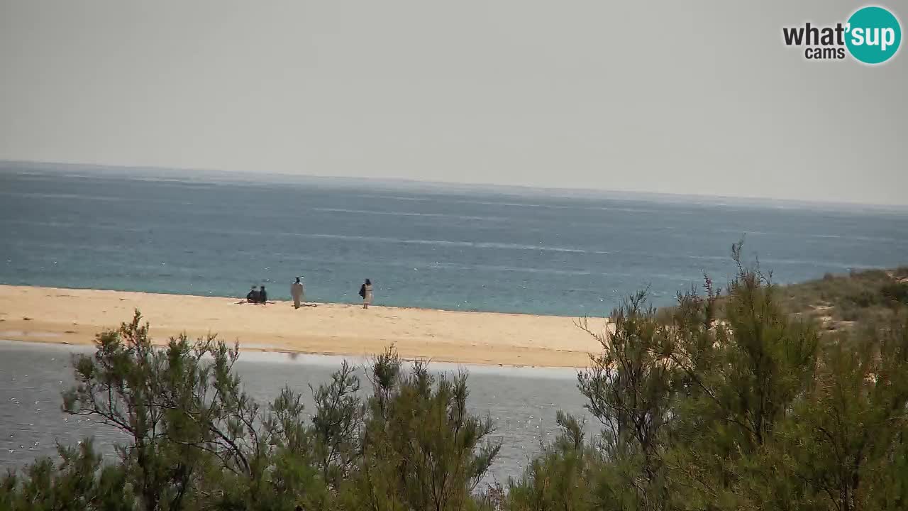 Spletna kamera Chia – Pogled v živo na plažo Su Giudeu