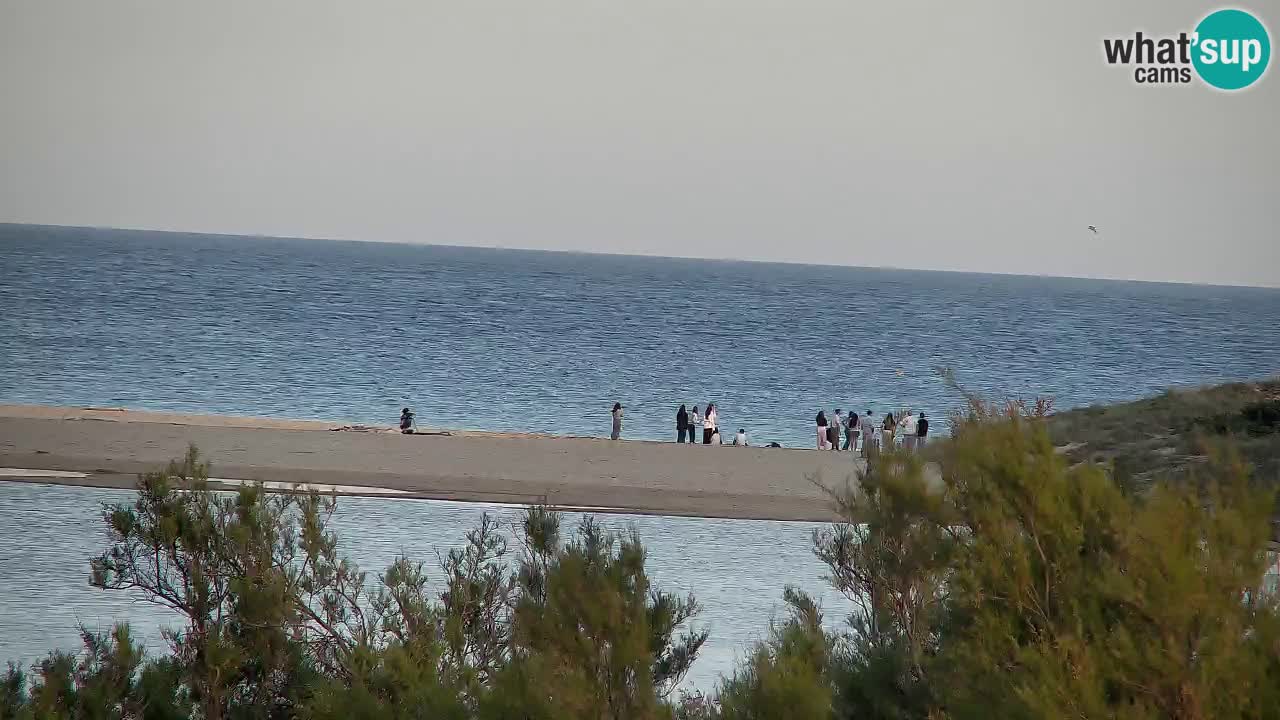 Spletna kamera Chia – Pogled v živo na plažo Su Giudeu