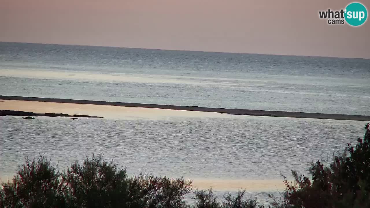 Spletna kamera Chia – Pogled v živo na plažo Su Giudeu
