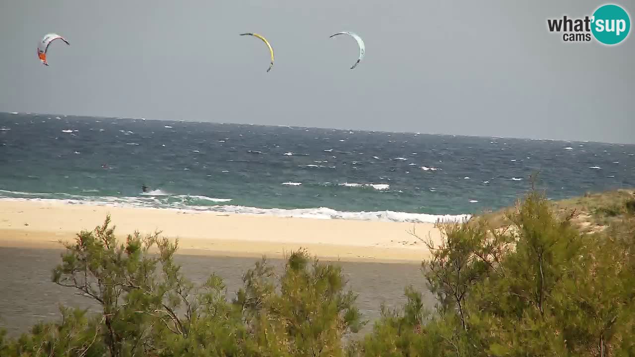 Spletna kamera Chia – Pogled v živo na plažo Su Giudeu