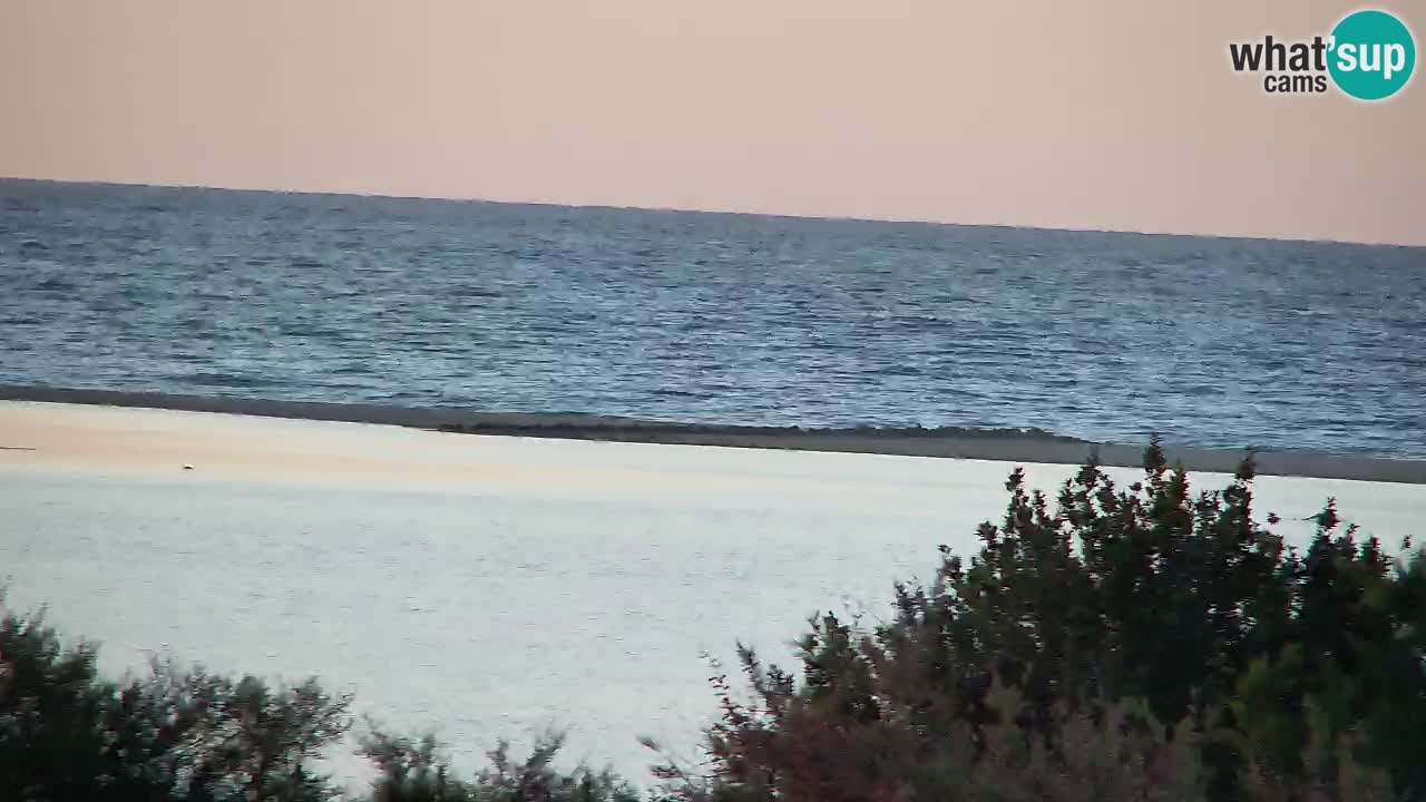 Spletna kamera Chia – Pogled v živo na plažo Su Giudeu