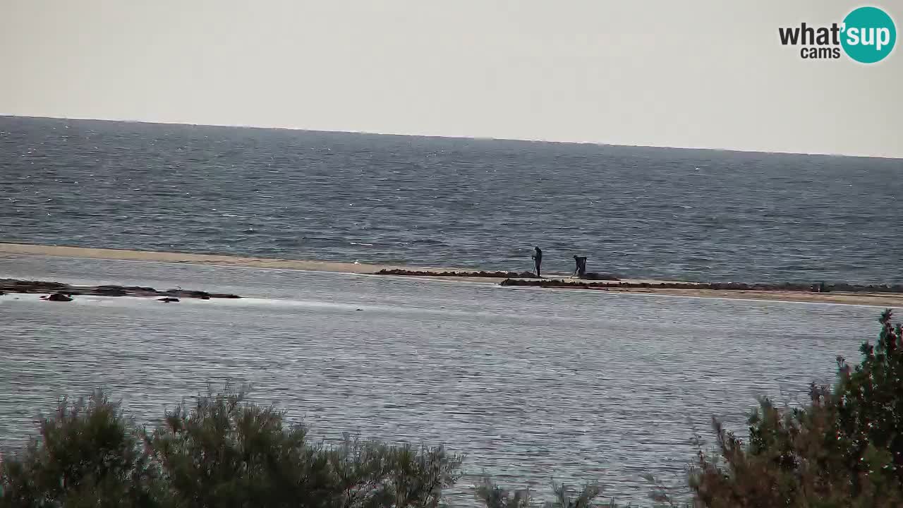 Spletna kamera Chia – Pogled v živo na plažo Su Giudeu