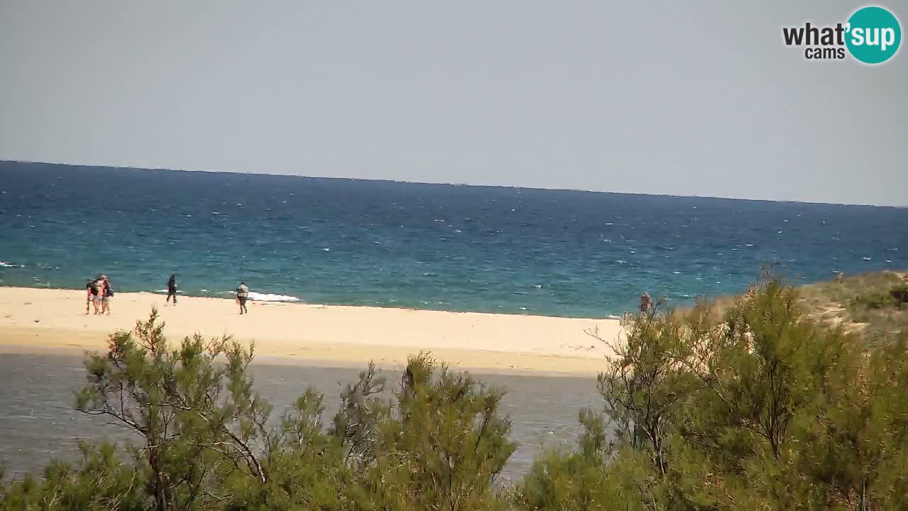 Webcam Chia – Vue en direct de la plage Su Giudeu