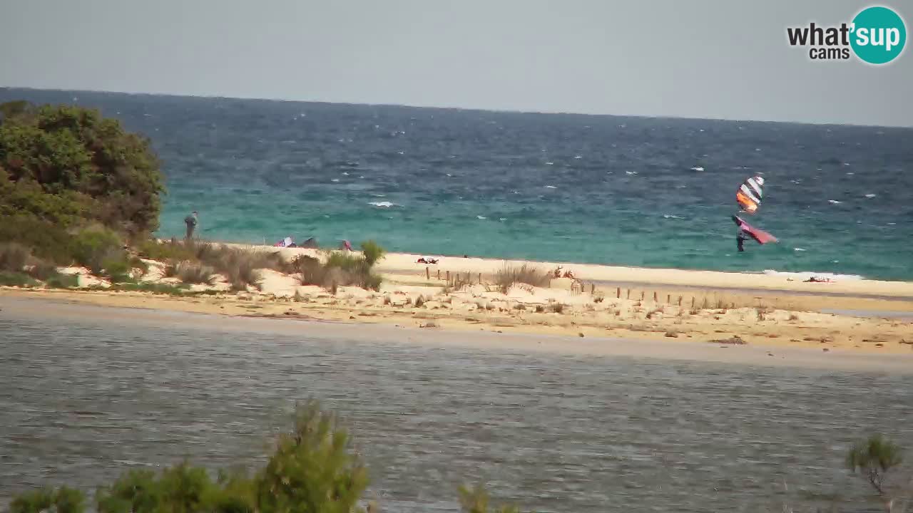 Spletna kamera Chia – Pogled v živo na plažo Su Giudeu