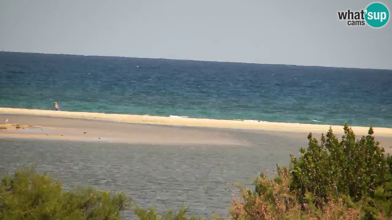 Spletna kamera Chia – Pogled v živo na plažo Su Giudeu