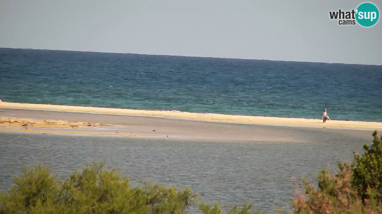 Spletna kamera Chia – Pogled v živo na plažo Su Giudeu