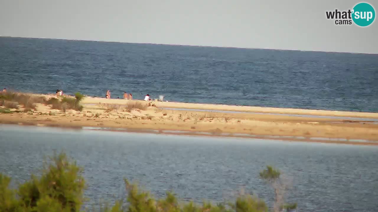 Spletna kamera Chia – Pogled v živo na plažo Su Giudeu