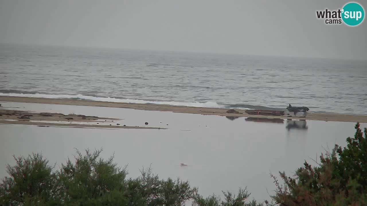 Spletna kamera Chia – Pogled v živo na plažo Su Giudeu