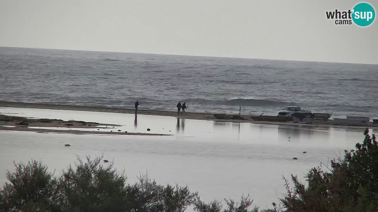 Webcam Chia – Spiaggia Su Giudeu in diretta