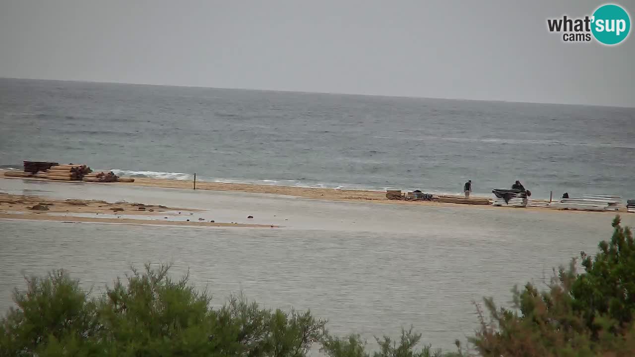 Webcam Chia – Vue en direct de la plage Su Giudeu