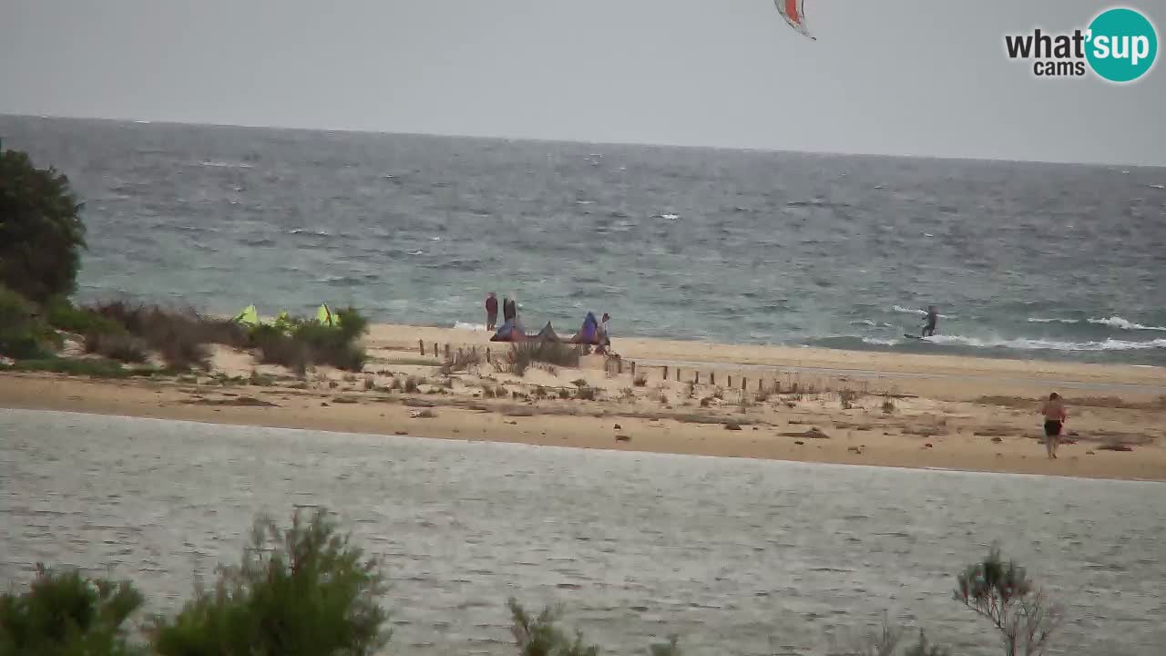 Spletna kamera Chia – Pogled v živo na plažo Su Giudeu