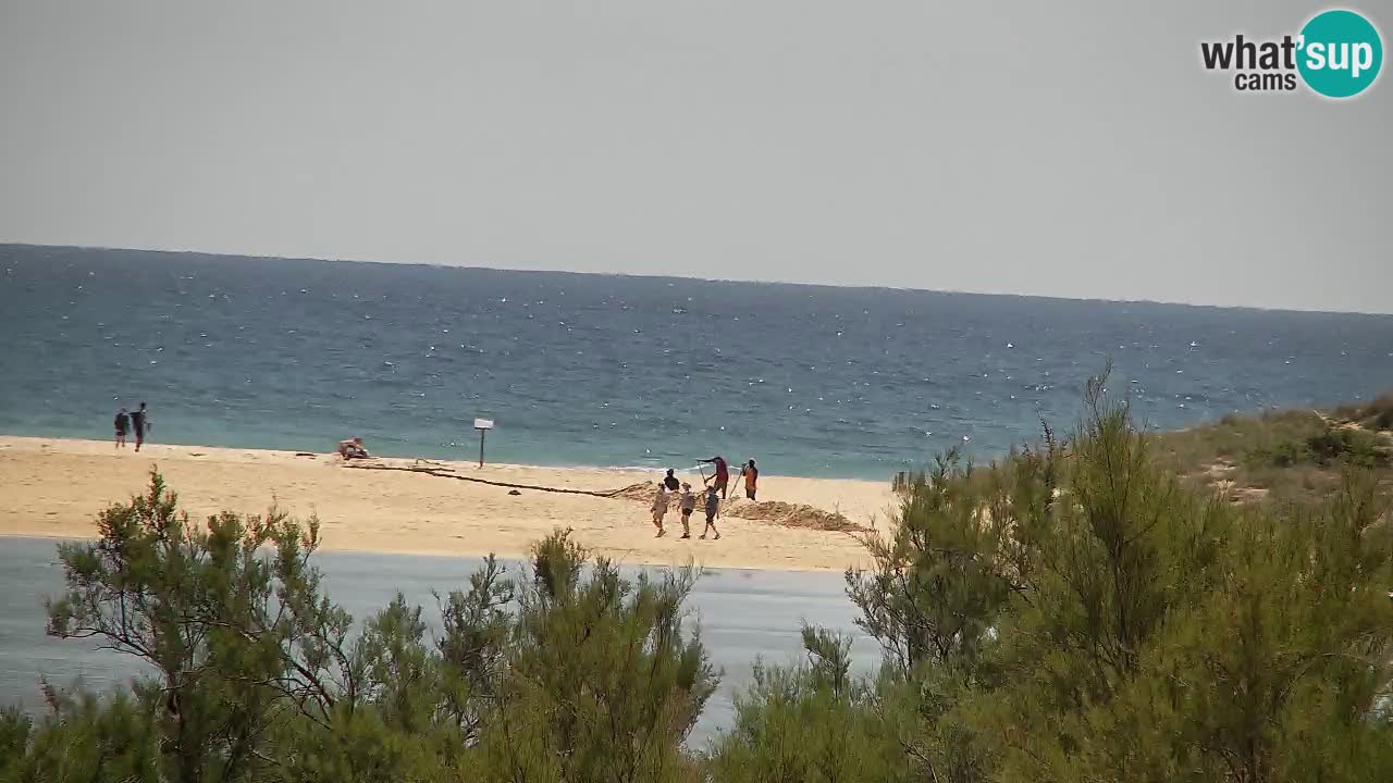 Spletna kamera Chia – Pogled v živo na plažo Su Giudeu