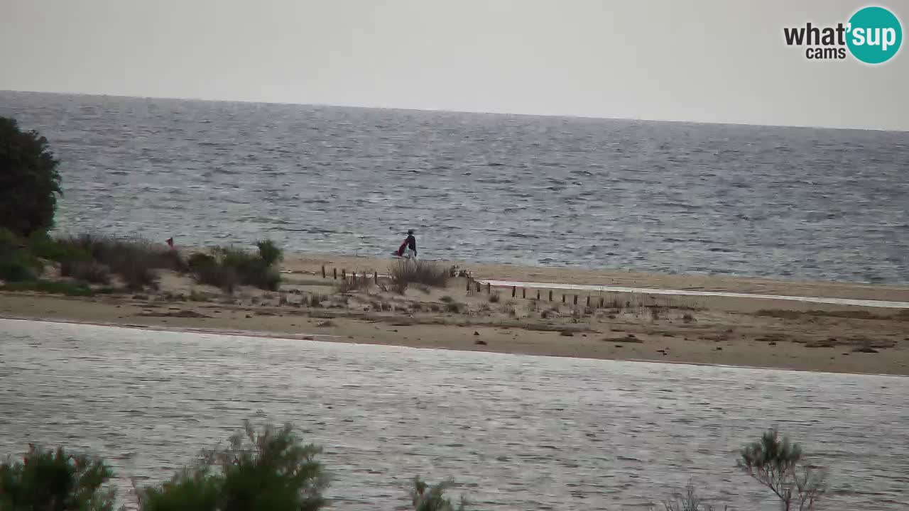 Spletna kamera Chia – Pogled v živo na plažo Su Giudeu