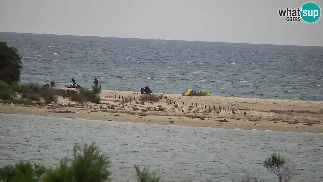 Spletna kamera Chia – Pogled v živo na plažo Su Giudeu