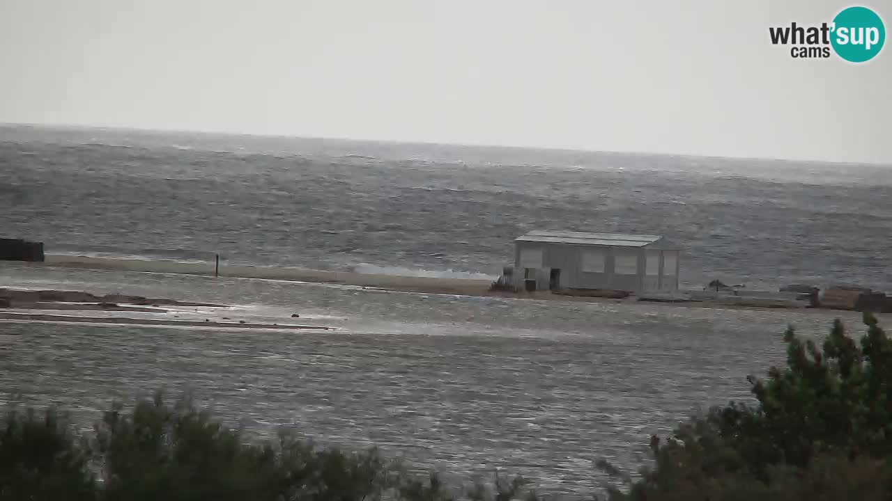 Webcam Chia – Spiaggia Su Giudeu in diretta