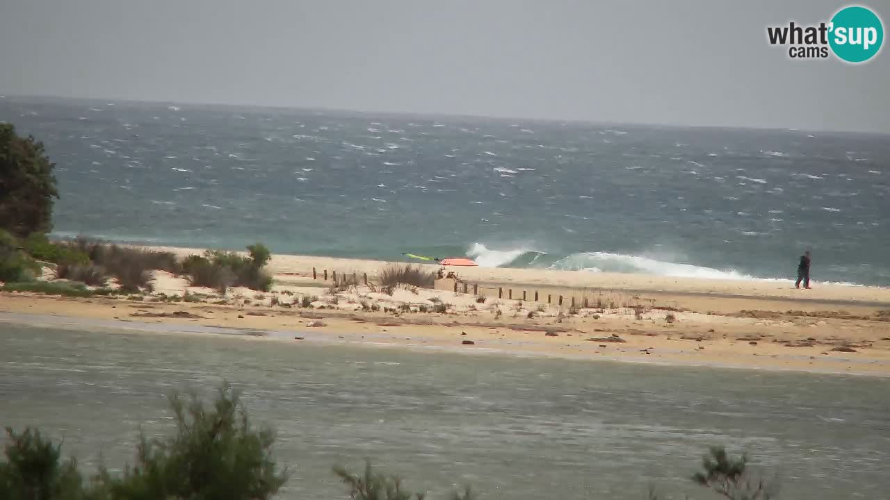 Webcam Chia – Vue en direct de la plage Su Giudeu