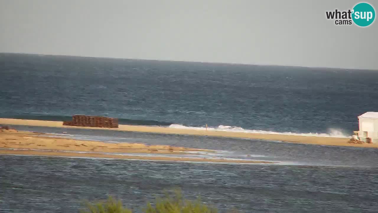 Webcam Chia – Spiaggia Su Giudeu in diretta