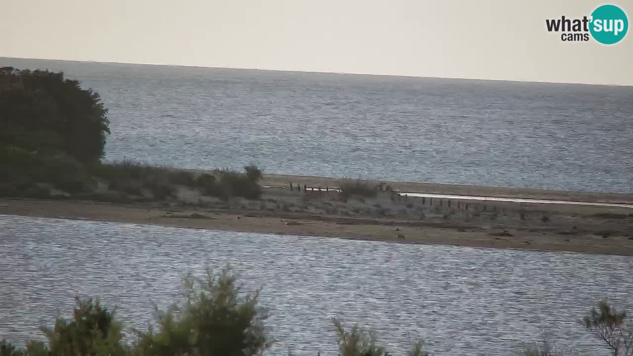 Spletna kamera Chia – Pogled v živo na plažo Su Giudeu